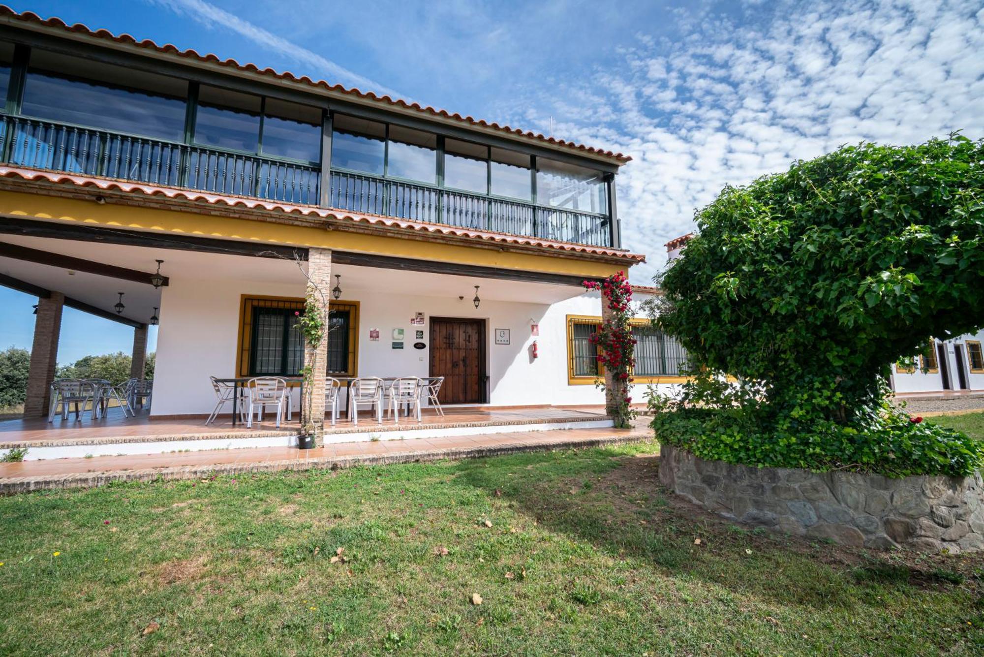 Casa Rural La Sierra De Monfraguee 말파르티다데플라센시아 외부 사진